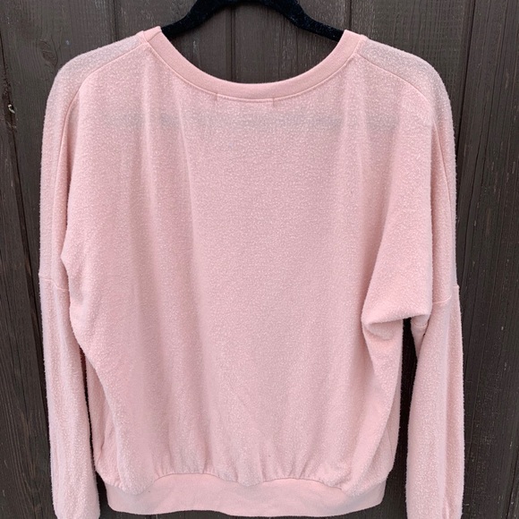 “Take me to the Hamptons” long sleeve sweatshirt🤍 - Picture 3 of 5